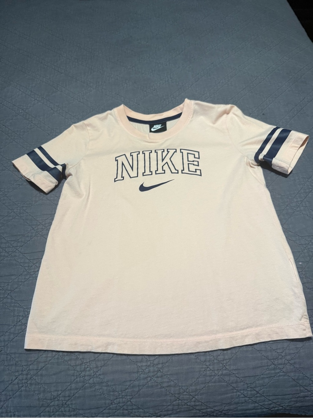 Women’s Nike T-Shirt Bundle – Size Small 👕✨